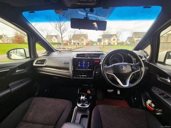 Honda Fit Hatchback, Petrol Hybrid, 2013, White