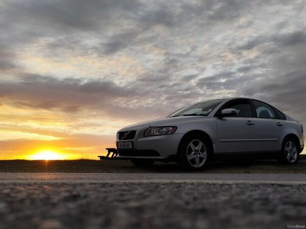 Volvo S40 Estate, Ethanol Petrol, 2008, Silver