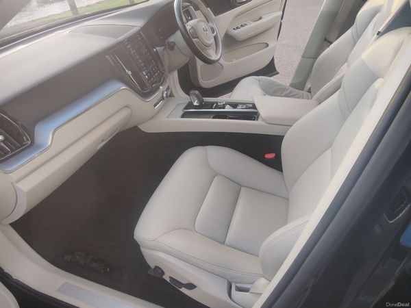 Volvo XC60 SUV, Diesel, 2021, Black