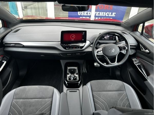 Volkswagen ID.4 SUV, Electric, 2023, Red