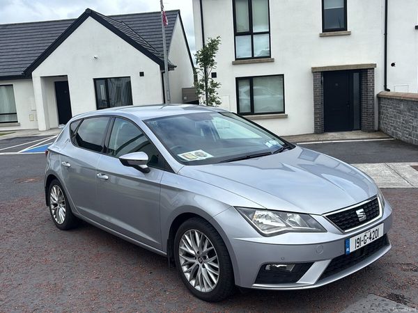 SEAT Leon Estate, Diesel, 2019, Silver