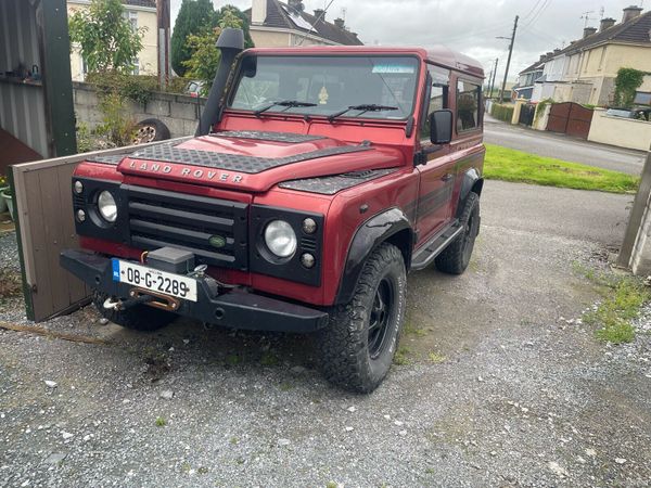 Land Rover Defender SUV, Diesel, 2008, Red