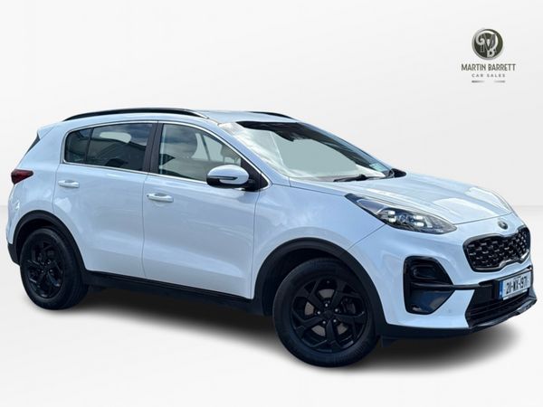 Kia Sportage MPV, Diesel Hybrid, 2021, White