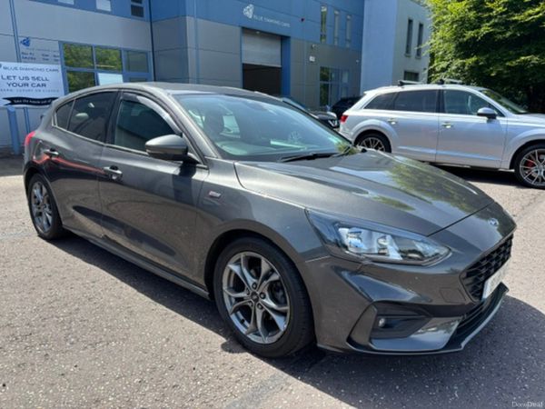 Ford Focus Hatchback, Diesel, 2019, Grey