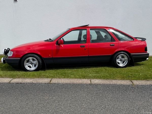 Ford Sierra Hatchback, Petrol, 1990, Red