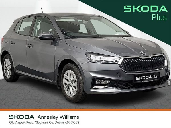 Skoda Fabia Hatchback, Petrol, 2023, Grey