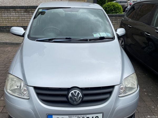 Volkswagen Fox Hatchback, Petrol, 2006, Silver