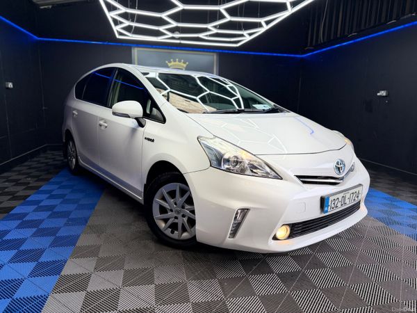 Toyota Prius MPV, Petrol Hybrid, 2013, White