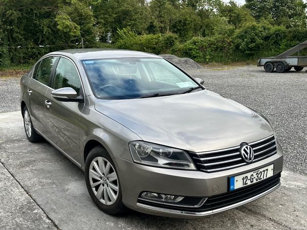 Volkswagen Passat Saloon, Diesel, 2012, Brown