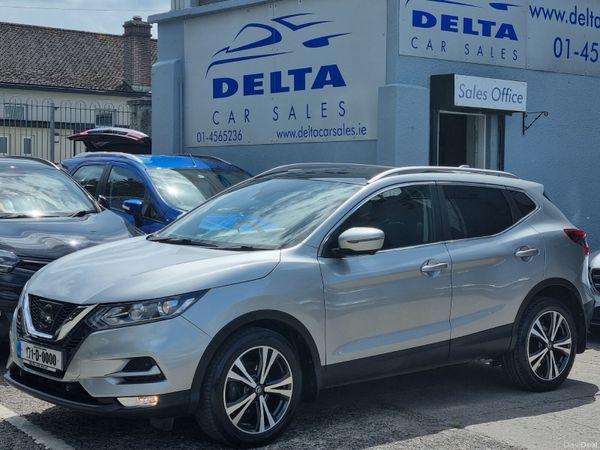 Nissan Qashqai SUV, Petrol, 2017, Silver