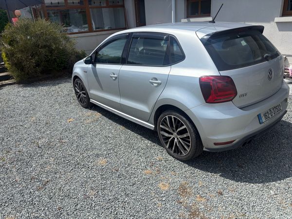 Volkswagen Polo Hatchback, Petrol, 2016, Silver