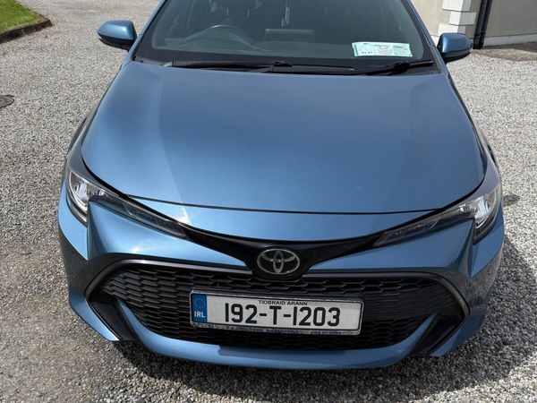 Toyota Corolla Hatchback, Petrol, 2019, Blue