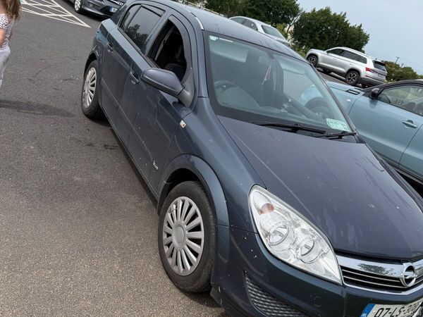 Opel Astra Hatchback, Petrol, 2007, Blue