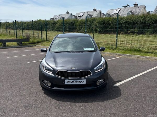 Kia Ceed Hatchback, Diesel, 2015, Silver
