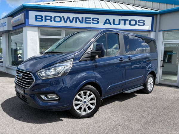 Ford Tourneo Estate, Diesel, 2021, Blue