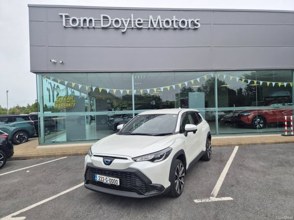 Toyota Corolla Cross SUV, Petrol Hybrid, 2022, White