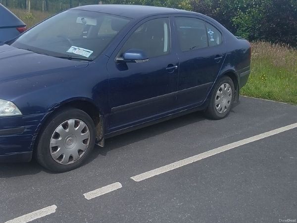 Skoda Octavia Hatchback, Petrol, 2007, Blue