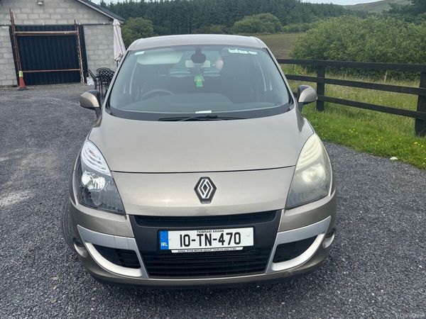 Renault Scenic MPV, Diesel, 2010, Gold