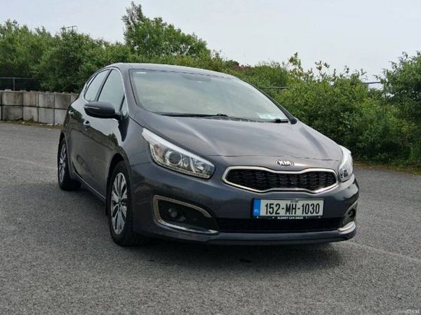 Kia Ceed Hatchback, Diesel, 2015, Silver