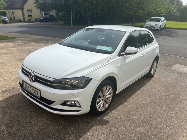 Volkswagen Polo Hatchback, Petrol, 2018, White