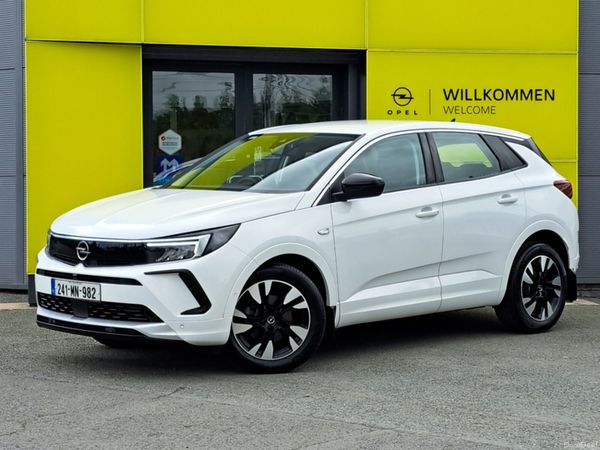 Opel Grandland SUV, Diesel, 2024, White