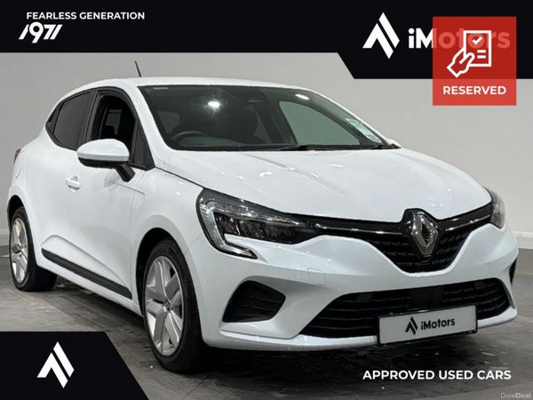Renault Clio Hatchback, Petrol, 2022, White
