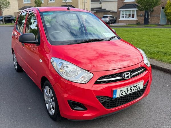Hyundai i10 Hatchback, Petrol, 2012, Red