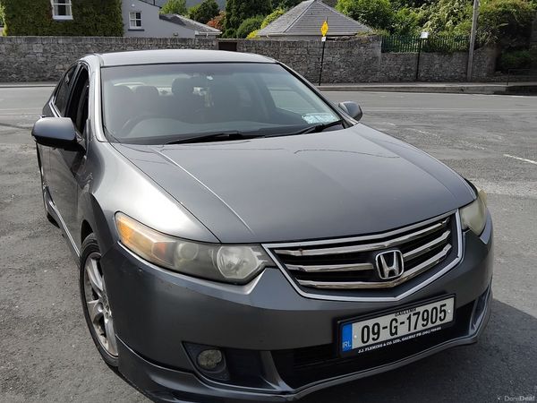 Honda Accord Saloon, Diesel, 2009, Silver