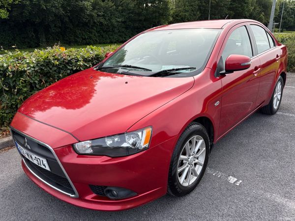 Mitsubishi Lancer Saloon, Petrol, 2015, Red