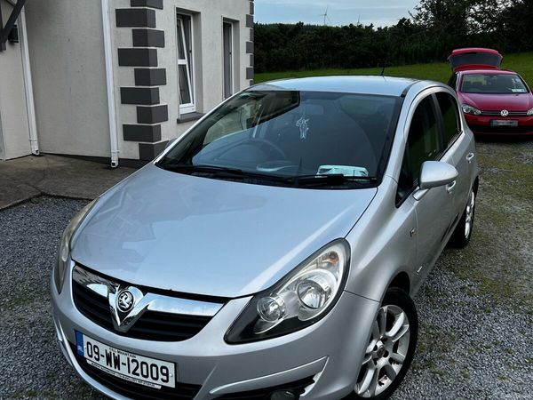 Vauxhall Corsa Hatchback, Diesel, 2009, Silver