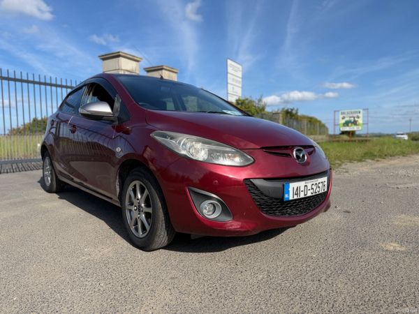 Mazda Demio MPV, Petrol, 2014, Red