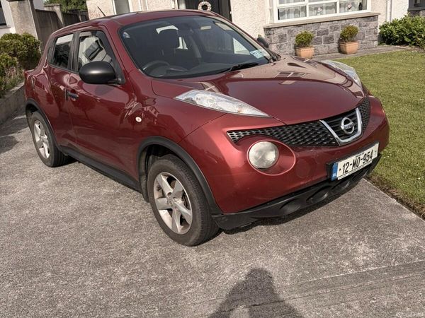 Nissan Juke SUV, Diesel, 2012, Red