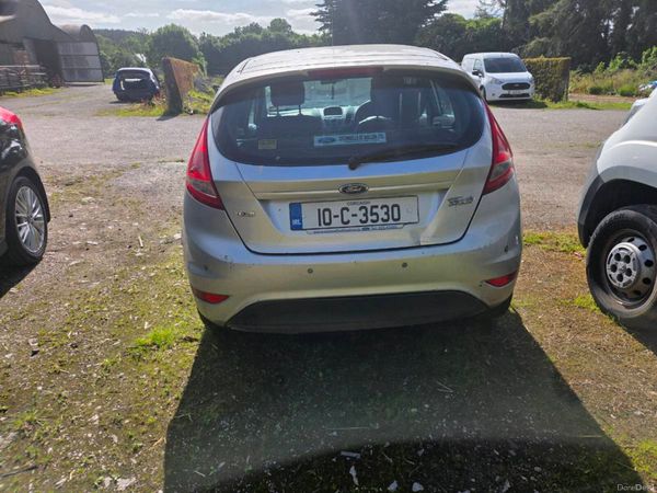 Ford Fiesta Hatchback, Diesel, 2010, Silver
