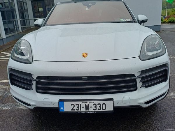 Porsche Cayenne SUV, Petrol Plug-in Hybrid, 2023, White