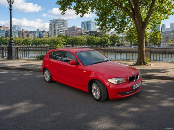 BMW 1-Series Hatchback, Petrol, 2009, Red