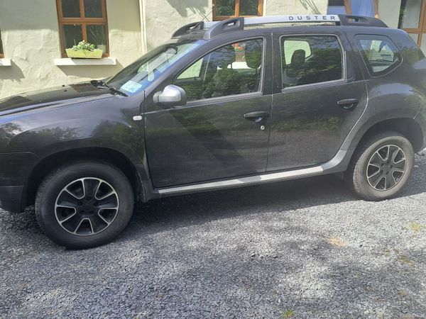 Dacia Duster SUV, Diesel, 2016, Black