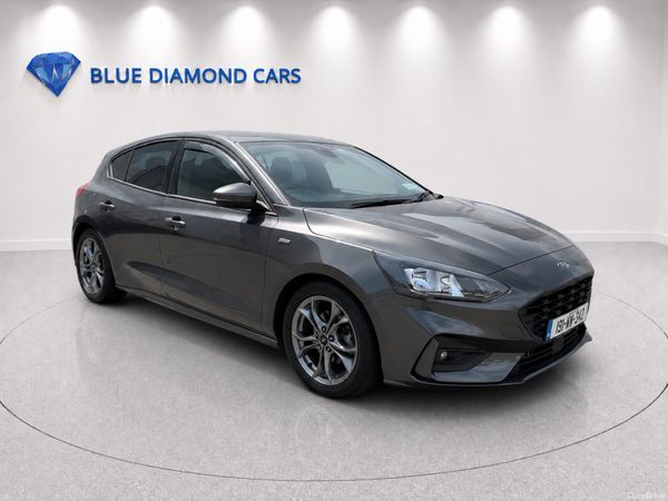 Ford Focus Hatchback, Diesel, 2019, Grey