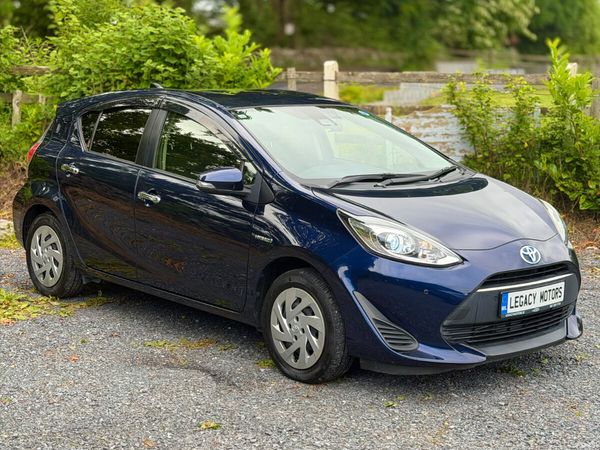Toyota Aqua Hatchback, Petrol Hybrid, 2018, Blue