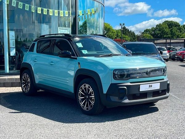 Renault 4 Hatchback, Electric, 2026, Green