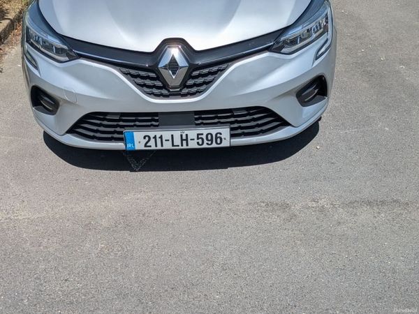 Renault Clio Hatchback, Petrol, 2021, Grey
