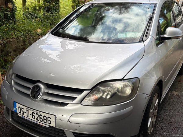 Volkswagen Golf Hatchback, Petrol, 2005, Silver