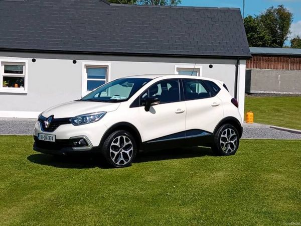 Renault Captur Hatchback, Diesel, 2018, Beige