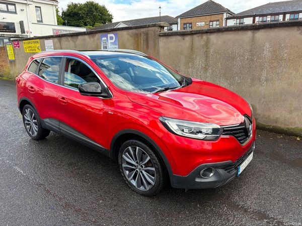Renault Kadjar SUV, Diesel, 2017, Red