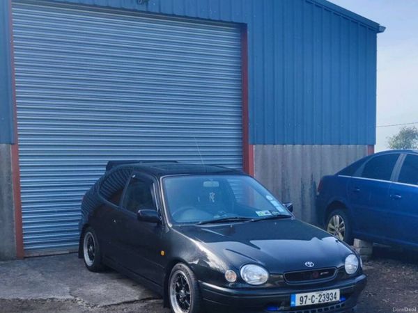 Toyota Corolla Hatchback, Petrol, 1997, Black