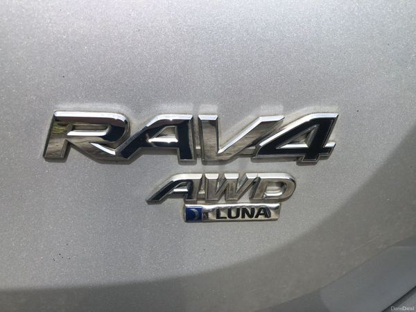 Toyota RAV4 SUV, Diesel, 2015, Silver