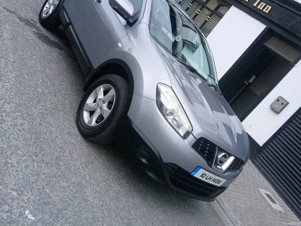 Nissan Qashqai Hatchback, Diesel, 2010, Blue