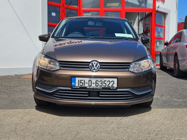 Volkswagen Polo Hatchback, Petrol, 2015, Brown