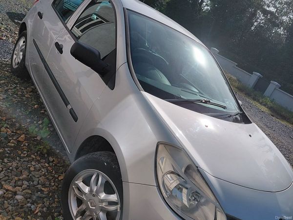 Renault Clio Hatchback, Ethanol Petrol, 2008, Silver