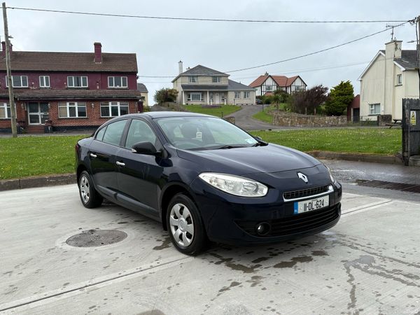 Renault Fluence Saloon, Diesel, 2011, Silver