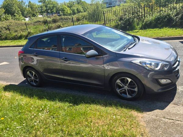 Hyundai i30 Hatchback, Petrol, 2016, Grey